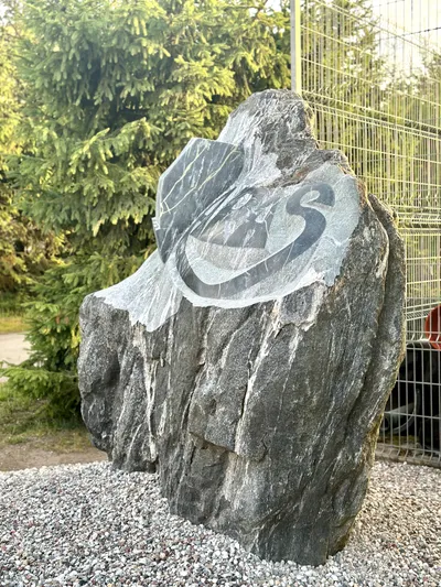 Skulptūra - Įmonės Logotipas