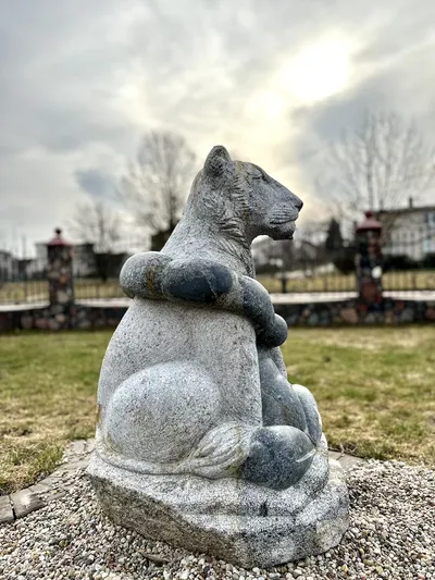 Skulptūra Zodiako ženklai - Liūtė ir Skorpionas