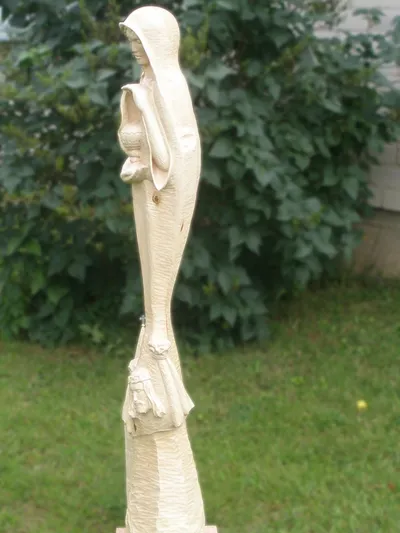 Skulptūra - Akmenės Šv. Onos bažnyčia