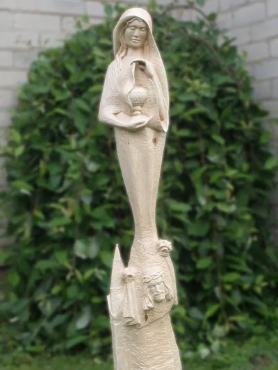 Skulptūra - Akmenės Šv. Onos bažnyčia