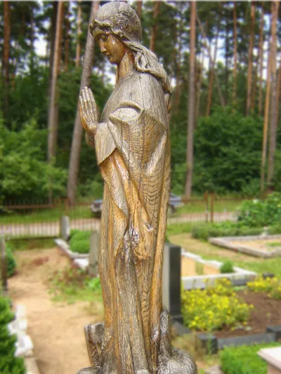 Paminklas - Šv. Marija